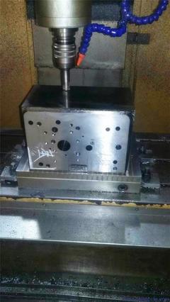 江苏精密汽车模具开发 从批发图片到专业制造——聚焦吴中经济开发区越溪隆创模具经营部